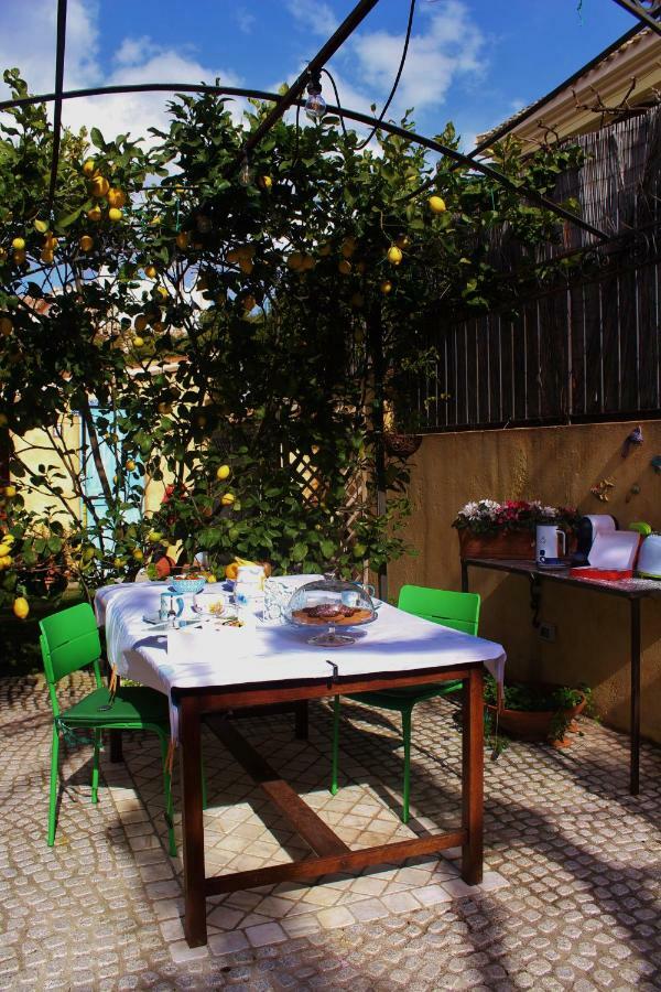 La Forma Dell'Acqua Bed & Breakfast Su Forti Eksteriør bilde